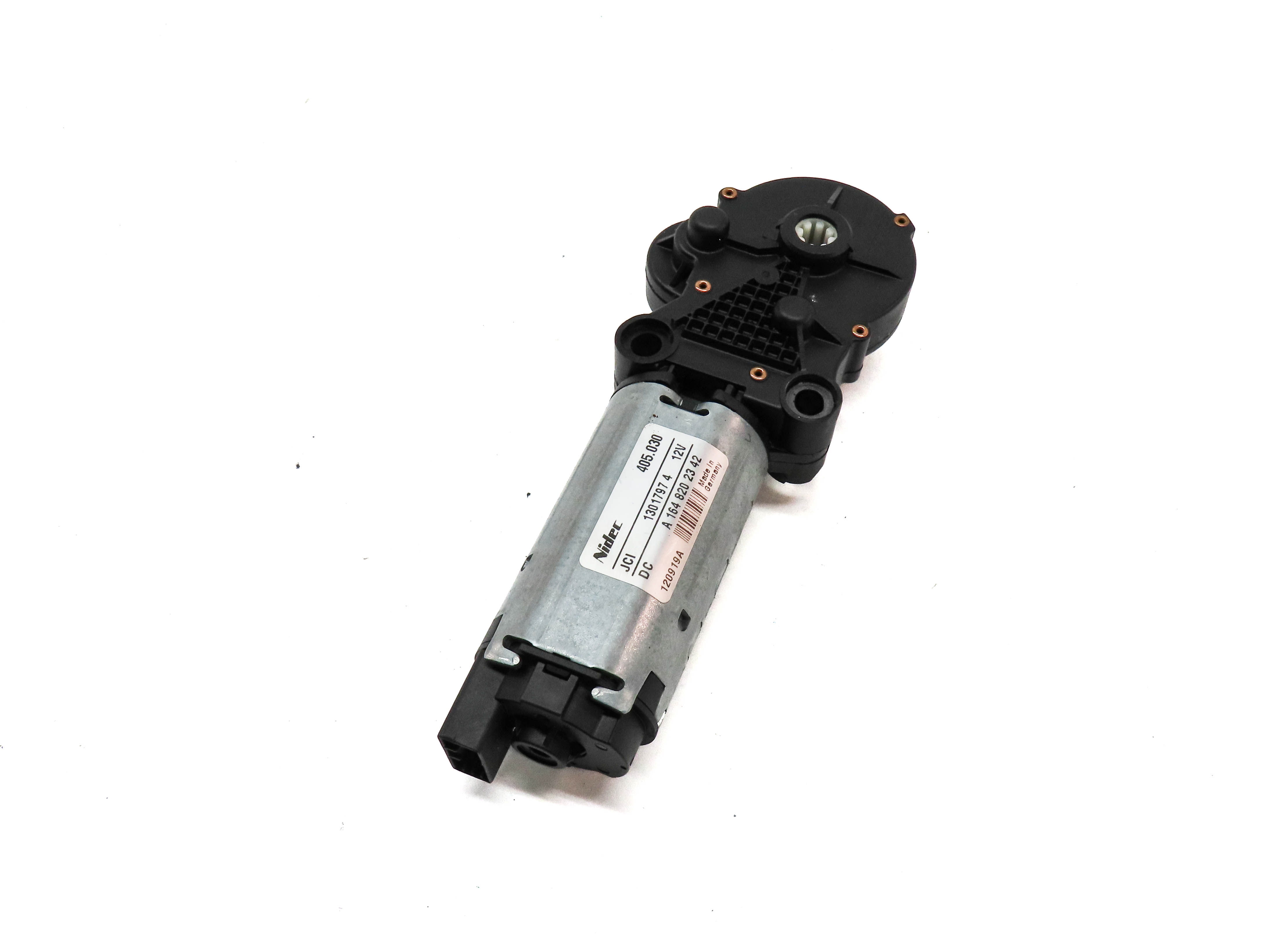 2013 MERCEDES GL350 (X166) REAR LEFT 2ND ROW SEAT ADJUST ADJUSTMENT MOTOR — exact item pictured